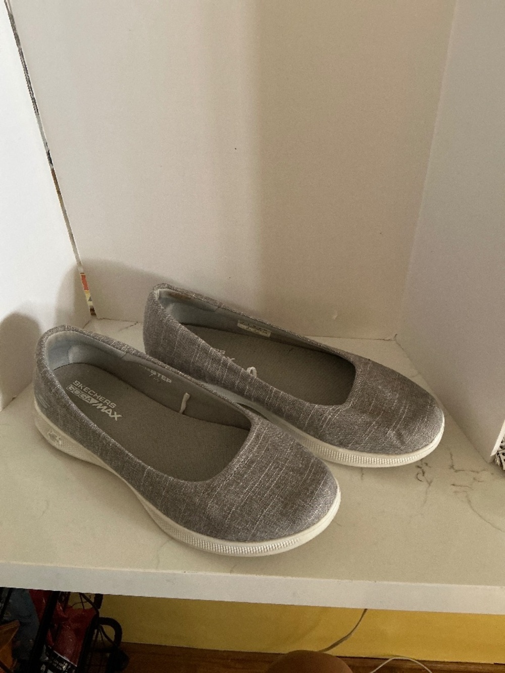 Skechers GOga Max Gray Heather Slip-On Ballet Flats | Women’s 9
